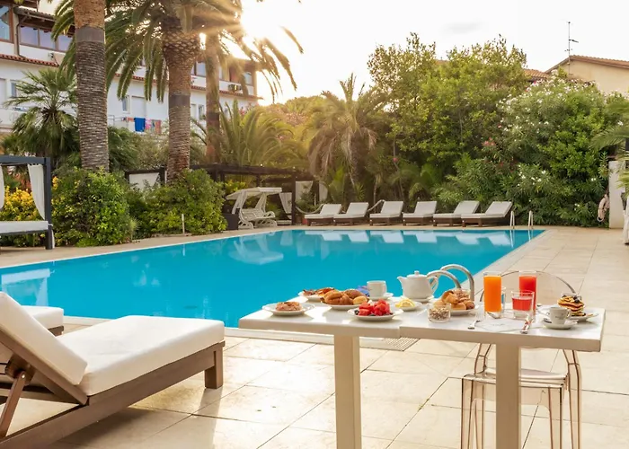 Barracuda ホテル 4*