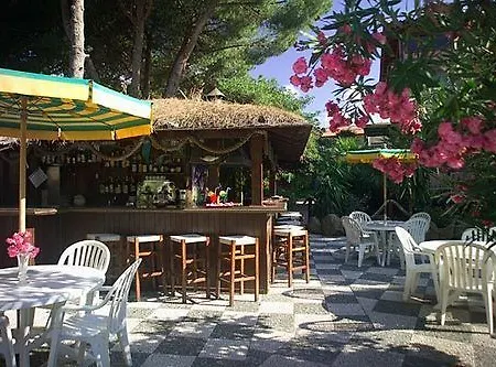 Barracuda Hotel
