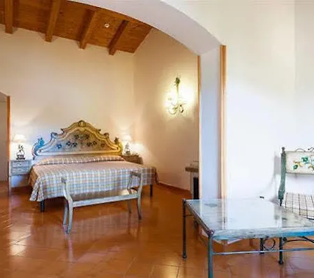 Barracuda Hotel 4*